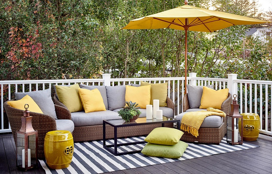 5 Tips on How to Pick Out Patio Furniture